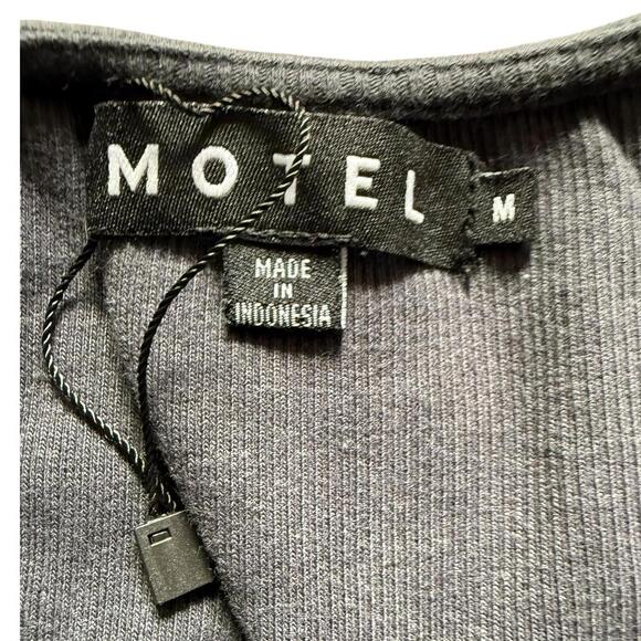 Motel Black Ribbed Scoop Neck Tank Top Medium - Picture 4 of 4